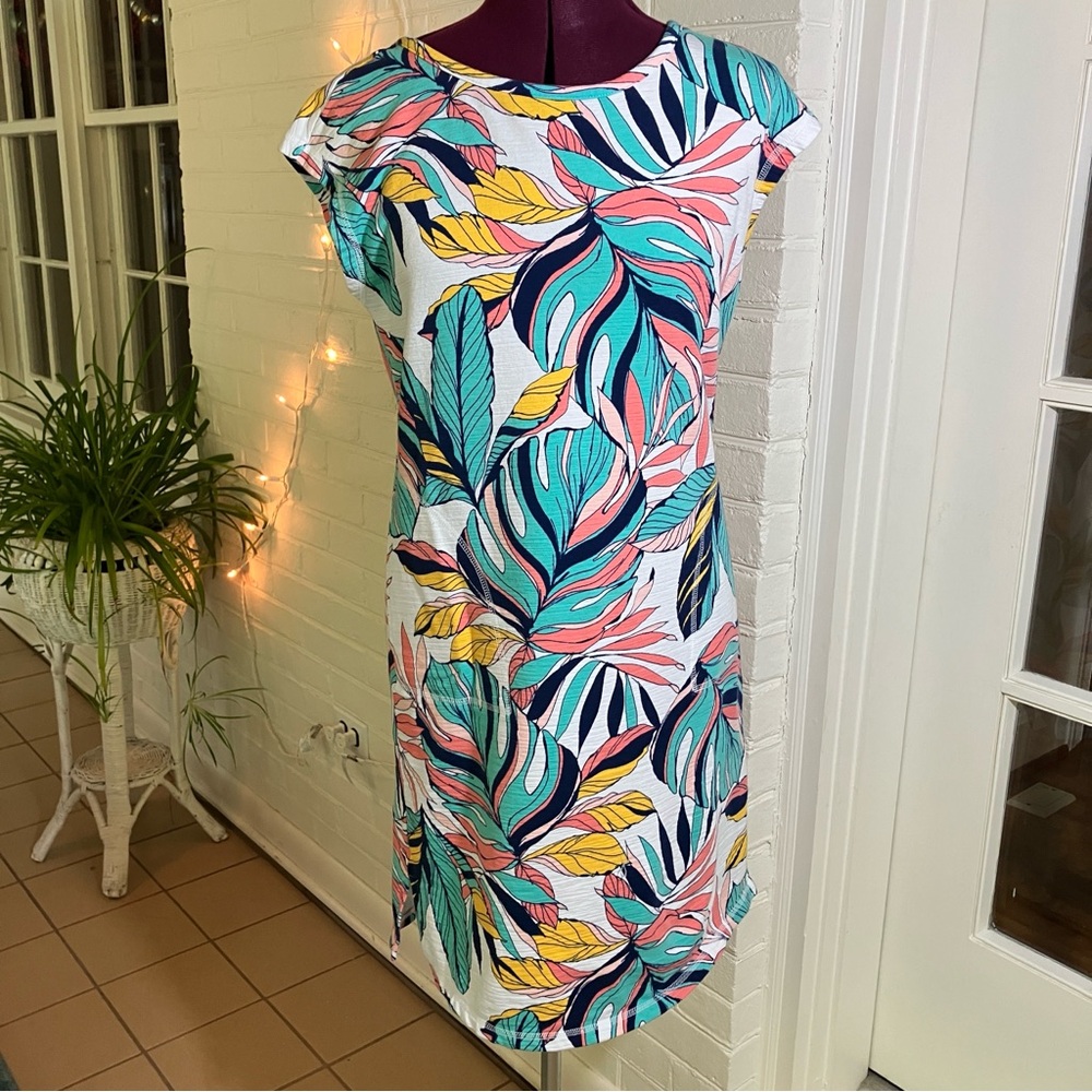 T by Talbots Criss Cross back DRESS - TROPICAL FRONDS Size Small